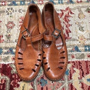 ✨SOLD✨Dexter Tan Leather Loafers with Buckle